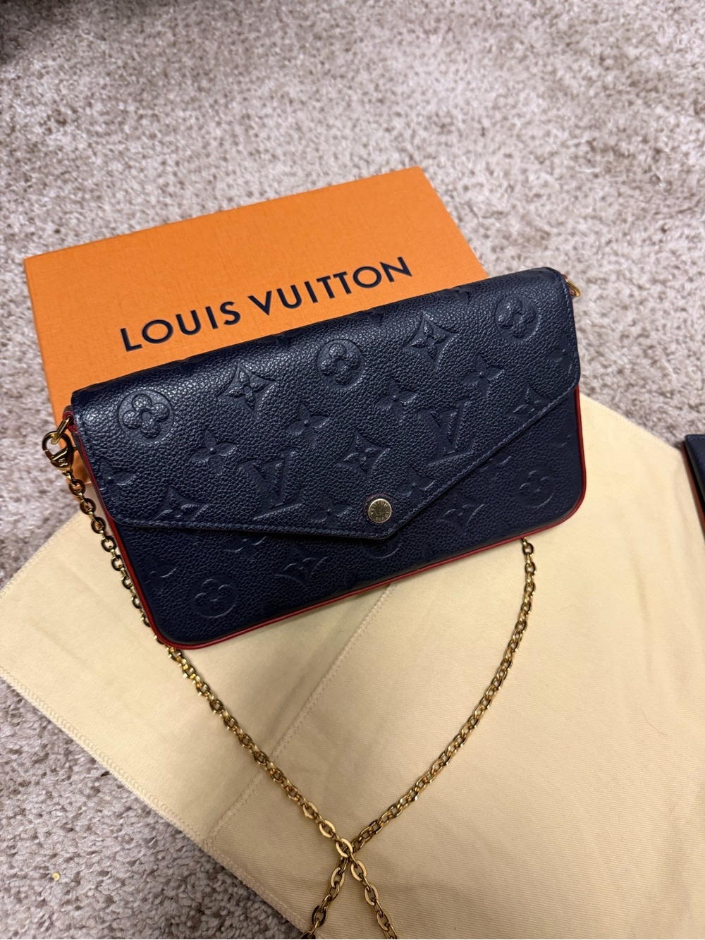 Louis Vuitton Felicie Pochette in (Marine Rouge) Monogram Empreinte leather. - Picture 4 of 16